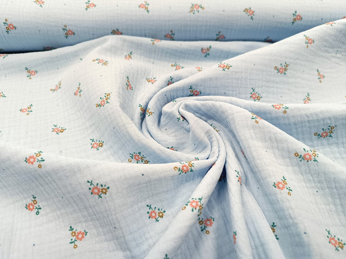 Musselin Streublumen Hellblau